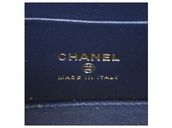 Bolsa de Ombro com Corrente Chanel Matelassé Azul - vista 5