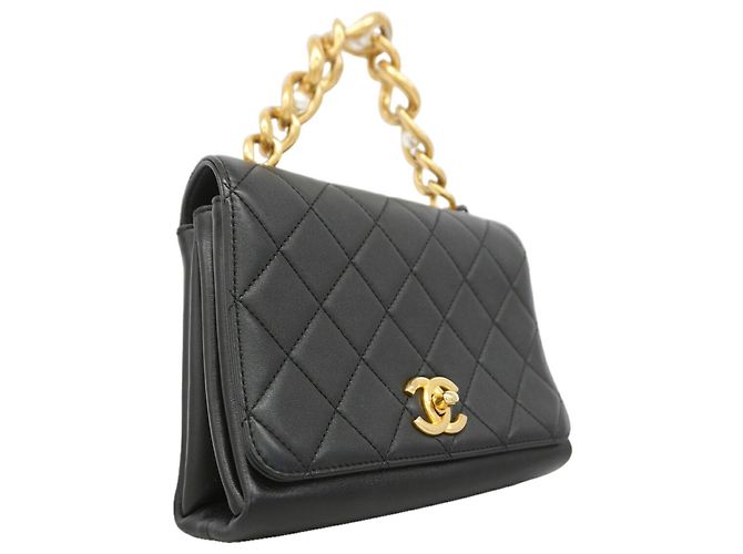 Bolsa de Ombro Chanel Matelassé com Corrente Preto - vista 2