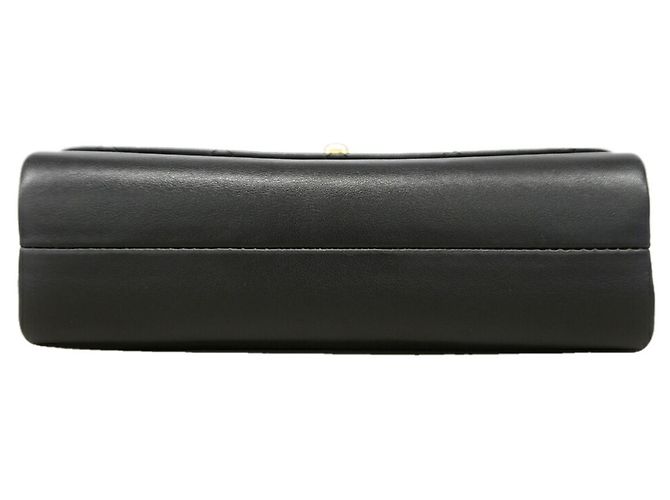 Bolsa de Ombro Chanel Matelassé com Corrente Preto - vista 3