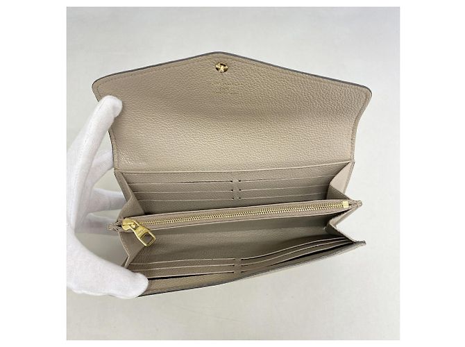 Louis Vuitton Monogram Empreinte Portefeuille Sarah Long Wallet Grey - view 3