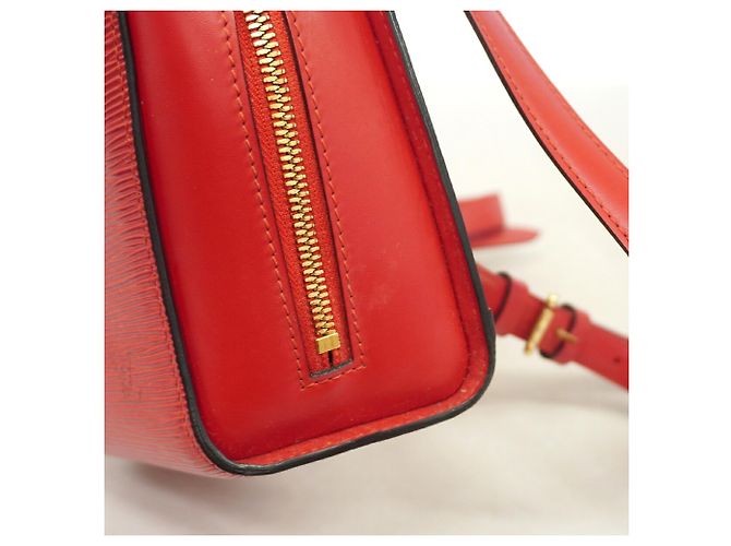 Mochila Louis Vuitton Epi Mabillon Roja - vista 9