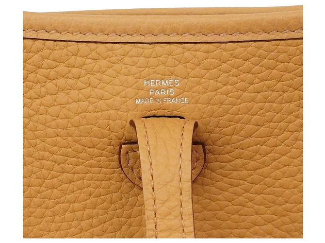Hermès Bolsa de Ombro Hermes Evelyne TPM Marrom - vista 5