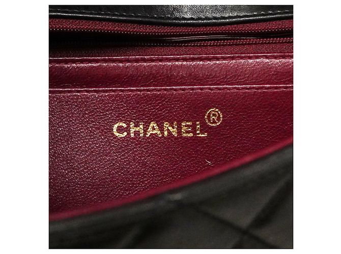 Sac à main Chanel Matelassé en agneau noir - vue 5