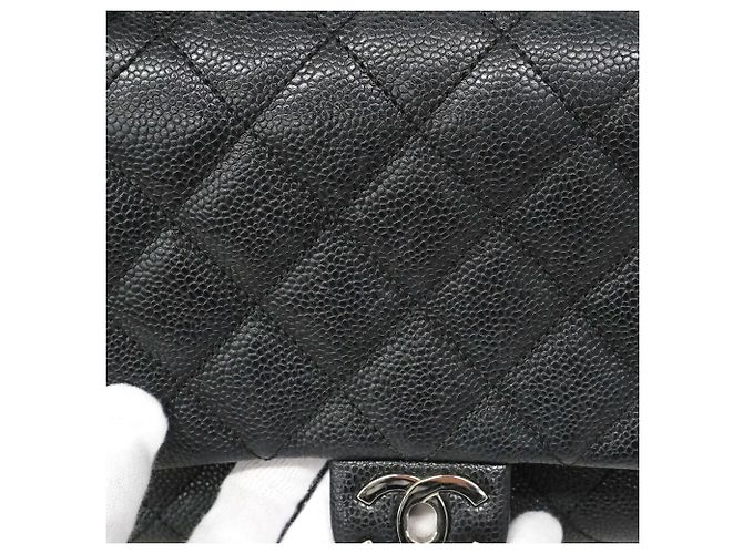 Bolsa Chanel Matelassé em couro de bezerro granulado preto - vista 12