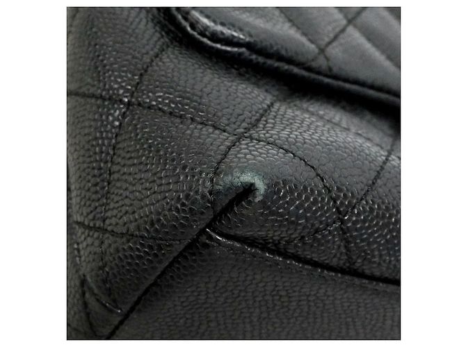 Bolsa Chanel Matelassé em couro de bezerro granulado preto - vista 6
