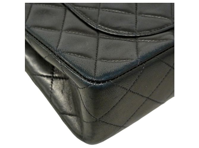 Bolsa de Ombro Chanel Matelassé Preto - vista 6