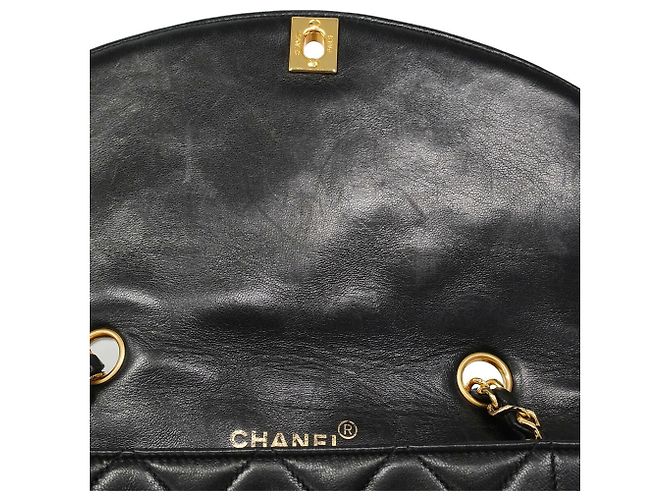 Bolsa de Ombro Chanel Diana Chain Preto - vista 12