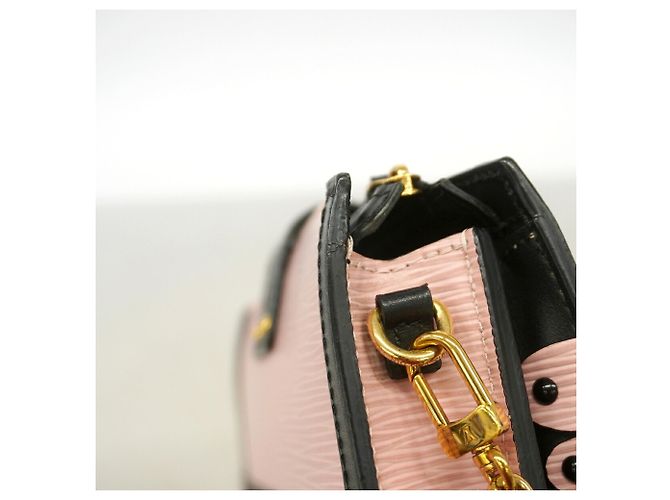 Louis Vuitton Epi Trunk Clutch Schultertasche Pink - vue 7