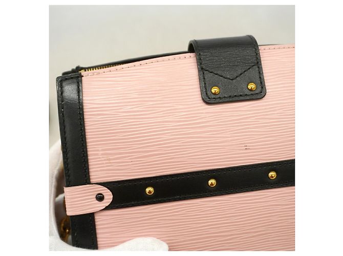 Louis Vuitton Epi Trunk Clutch Schultertasche Pink - vue 8