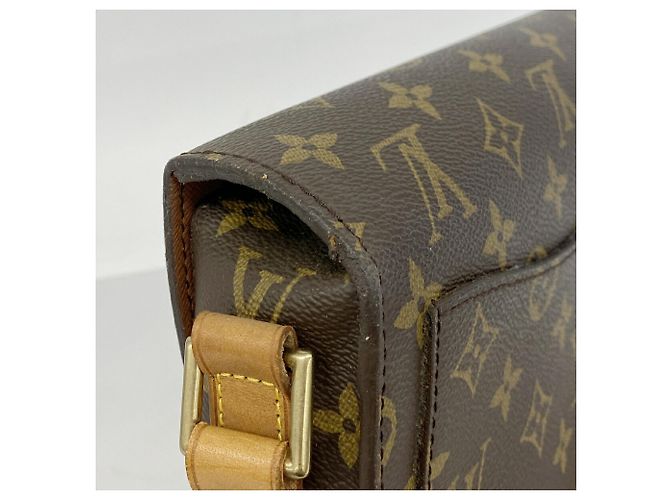 Bolsa de Ombro Louis Vuitton Monogram Saint Cloud GM Marrom - vista 6