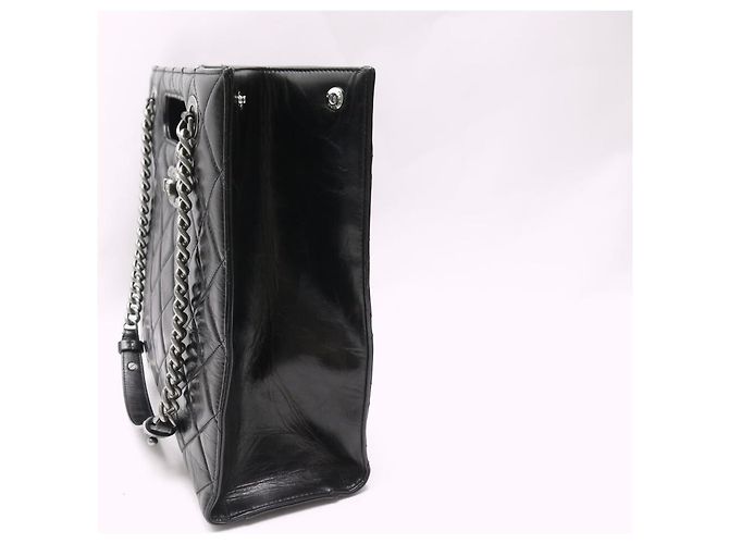NEUE CHANEL CABAS BOY VERSCHLUSS HANDTASCHE AUS SCHWAREM STEPPLEDER TOTE BAG - Ansicht 10