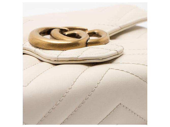 Gucci Portefeuille porté épaule GG Marmont en cuir matelassé Blanc - vue 10