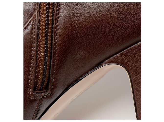Botas de cano curto Gucci em couro Horsebit - Tamanho 7 / 37 Marrom - vista 7