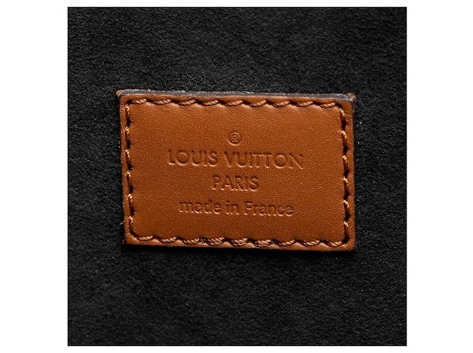 Sac à épaule Louis Vuitton Reverse Monogram Dauphine MM Marron - vue 8