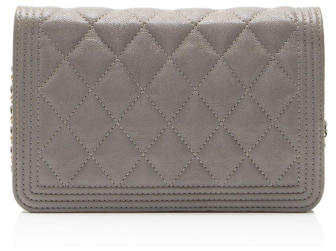 Chanel Boy Wallet on Chain en piel de becerro granulada Gris - vista 3