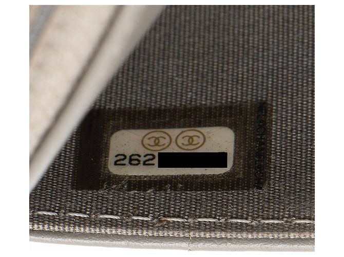 Chanel Boy Wallet on Chain en piel de becerro granulada Gris - vista 6