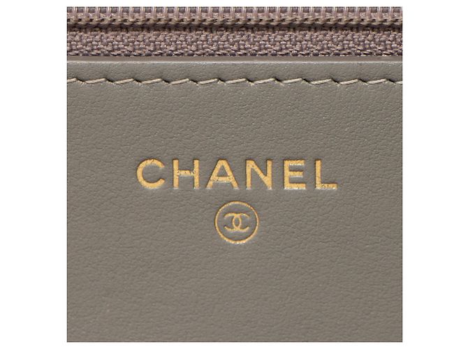 Chanel Boy Wallet on Chain en piel de becerro granulada Gris - vista 8