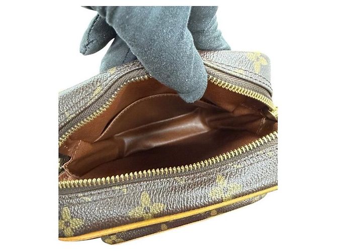 Bolso de hombro Louis Vuitton Monogram Castaño - vista 7