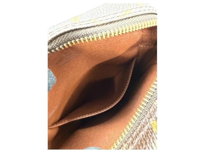 Bolso de hombro Louis Vuitton Monogram Castaño - vista 8