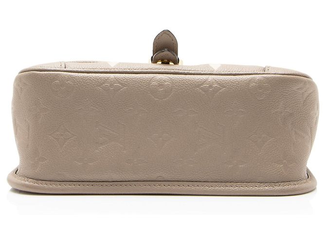 Louis Vuitton Diane Schultertasche aus Giant Monogram Empreinte Bicolor Braun Beige - Ansicht 4