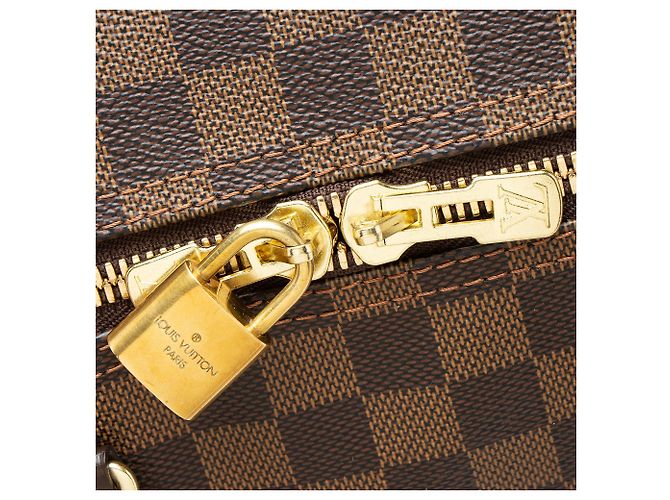 Louis Vuitton Damier Ebene Keepall Bandouliere 55 Duffle Marrom - vista 9