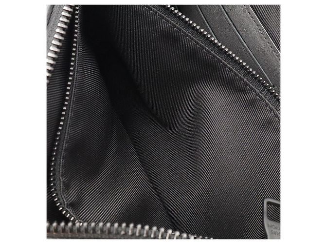 Clutch Soft Trunk Louis Vuitton Negro - vista 9