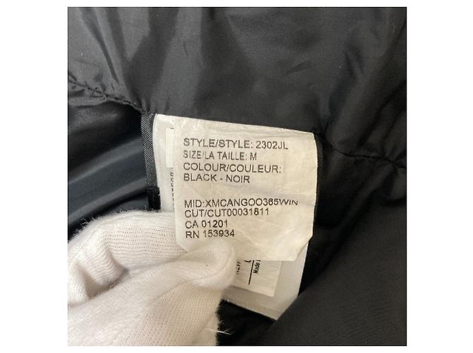 Canada Goose Mackenzie Parka Casaco de Penas Preto - vista 13
