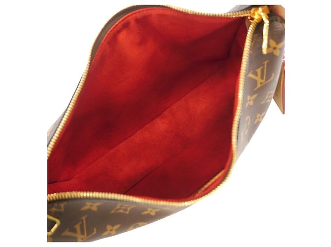 Sac à épaule Louis Vuitton Monogram Slouchy PM Marron - vue 4
