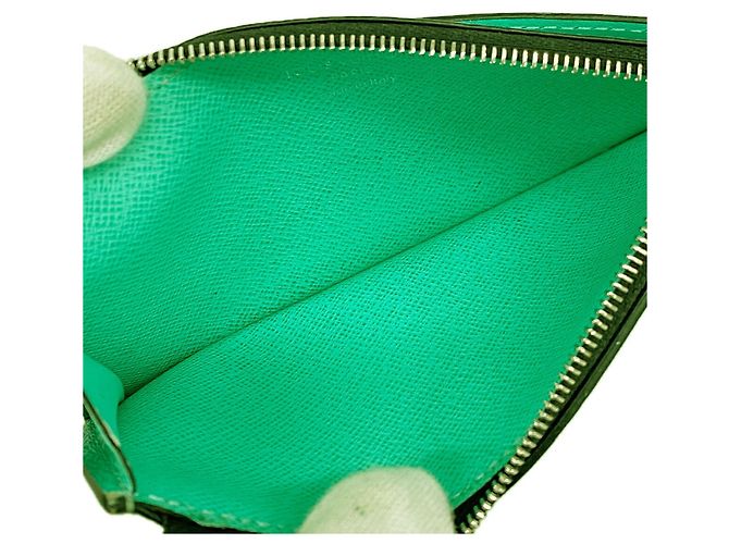Tarjetero con monedero Louis Vuitton Taigarama Verde - vista 3