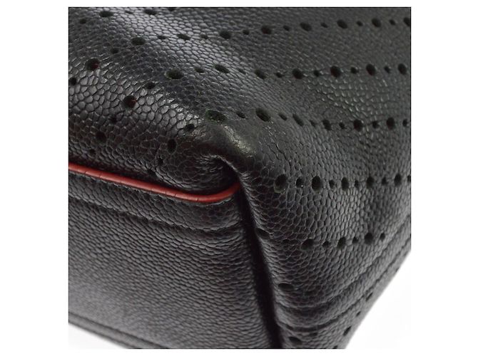 Chanel Shopping Perforated Caviar Small Negro - vista 6