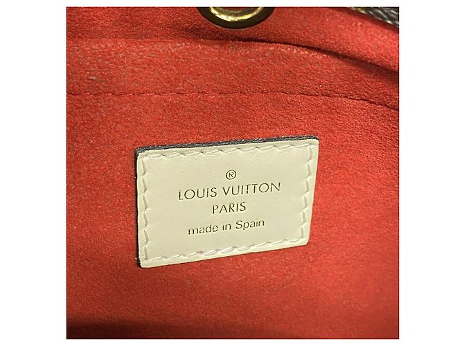 Sac à main Louis Vuitton Monogram Montaigne BB Marron - vue 5