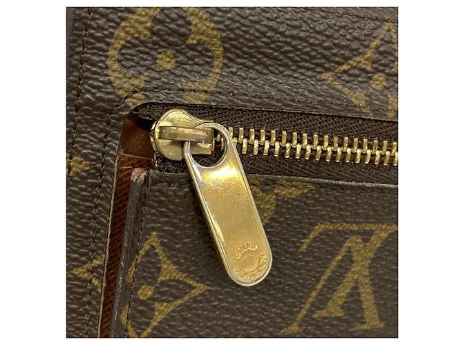 Louis Vuitton Cartera Larga Tri-fold Monogram Eugenie Castaño - vista 10
