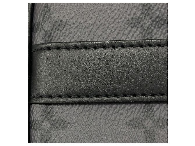 Louis Vuitton Monogram Eclipse Keepall Bandoulière 25 Handtasche Schwarz - Ansicht 5
