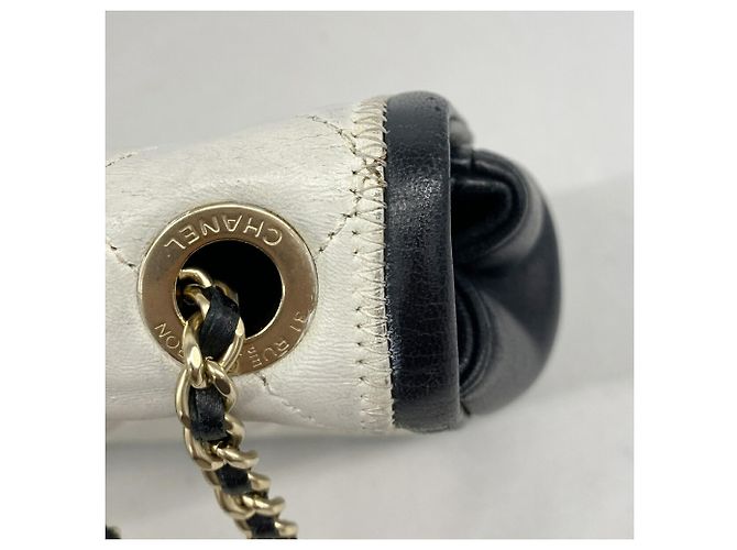 Sac à épaule Chanel Matelassé Noir Blanc - vue 7