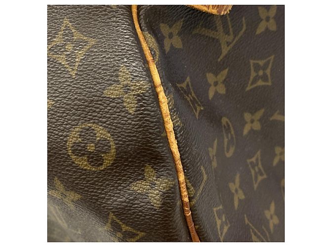 Louis Vuitton Boston Monogram Keepall 60 Castaño - vista 11