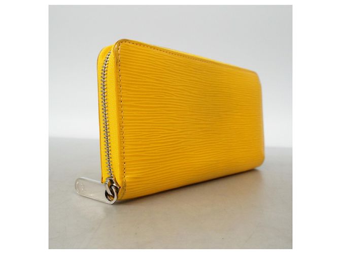 Portafoglio Louis Vuitton Epi Zippy in Mimosa - vista 2