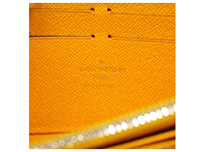 Portafoglio Louis Vuitton Epi Zippy in Mimosa - vista 5