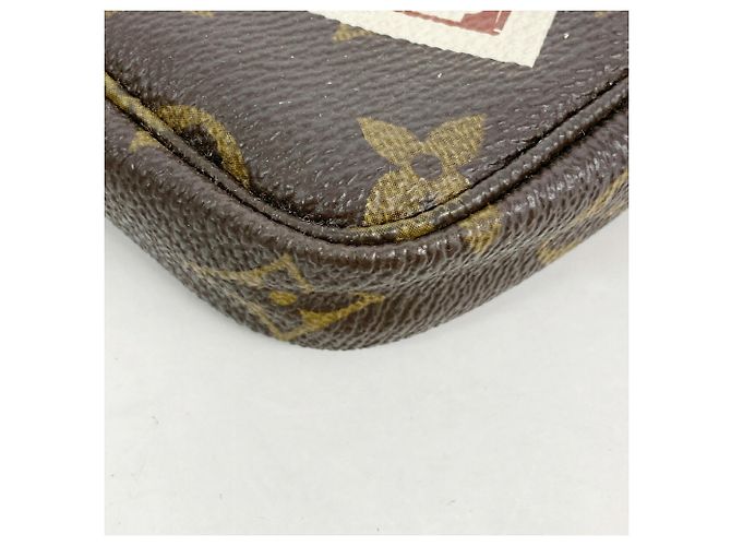 Louis Vuitton Brown Mini Pochette Accessoires Marrone - vista 7