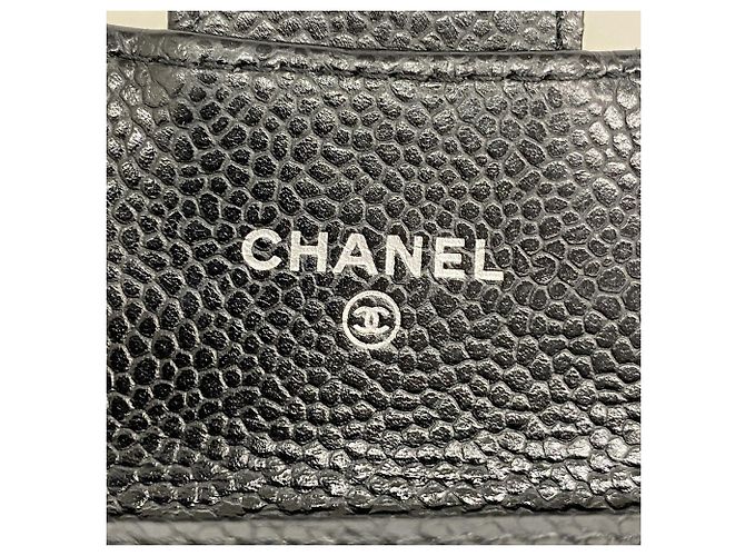 Tarjetero Chanel negro en piel de becerro granulada - vista 4