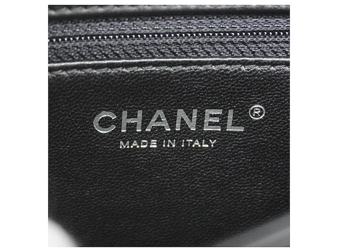 Bolsa de ombro Chanel em couro preto - vista 5