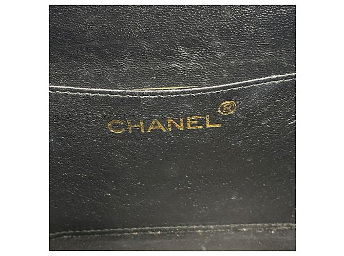 Chanel Schultertasche aus schwarzem Lammleder - Ansicht 5
