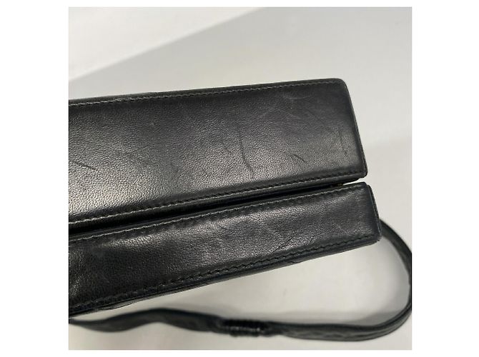 Chanel Schultertasche aus schwarzem Lammleder - Ansicht 7