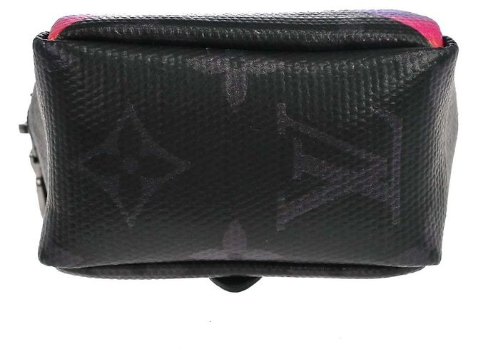 Louis Vuitton Box Pouch Bag Charm and Belt Charm Rainbow Monogram Eclipse Canvas Nero - vista 7