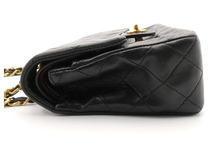 Chanel Classic Double Flap Quilted Lambskin Small - vue 3