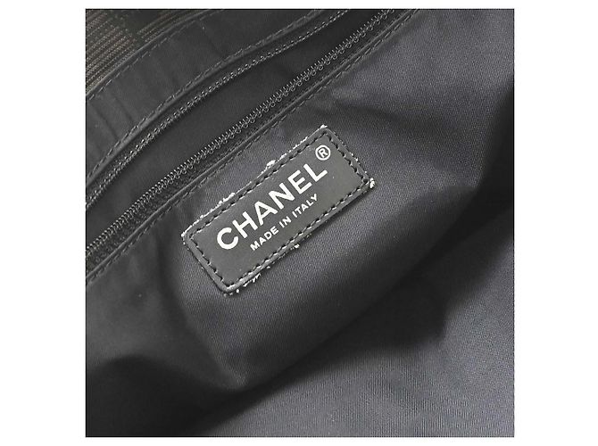 Chanel Travel Line Nylon Medium Castaño - vista 4