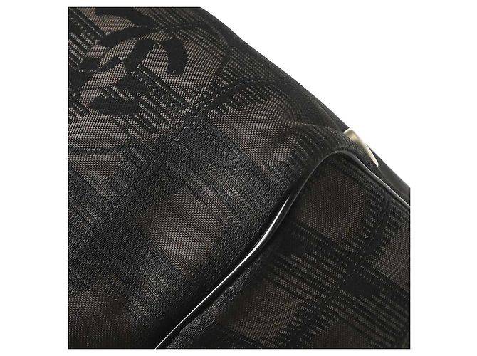Chanel Travel Line Nylon Medium Castaño - vista 7