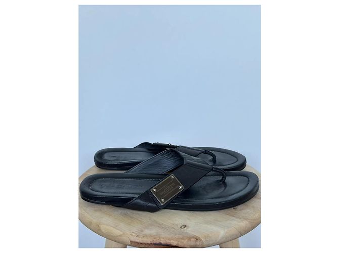 Louis Vuitton Sandali Thong in Pelle Nera Nero - vista 5