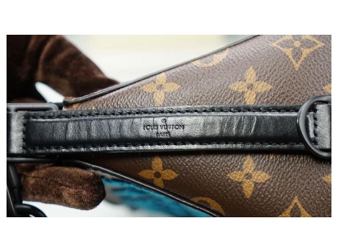 Louis Vuitton Triangle Messenger Blue Tuffetage Umhängetasche Braun Blau - Ansicht 13