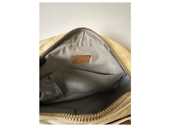 Louis Vuitton Monogram Vernis Alma PM Bege - vista 5