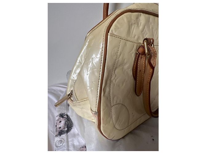 Louis Vuitton Monogram Vernis Alma PM Bege - vista 8